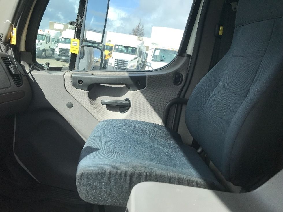 Medium Duty Box Truck-Light and Medium Duty Trucks-Freightliner-2014-M2-West Sacramento-CA-260,068\n\t\tmiles-$ 24,250 - Image 20