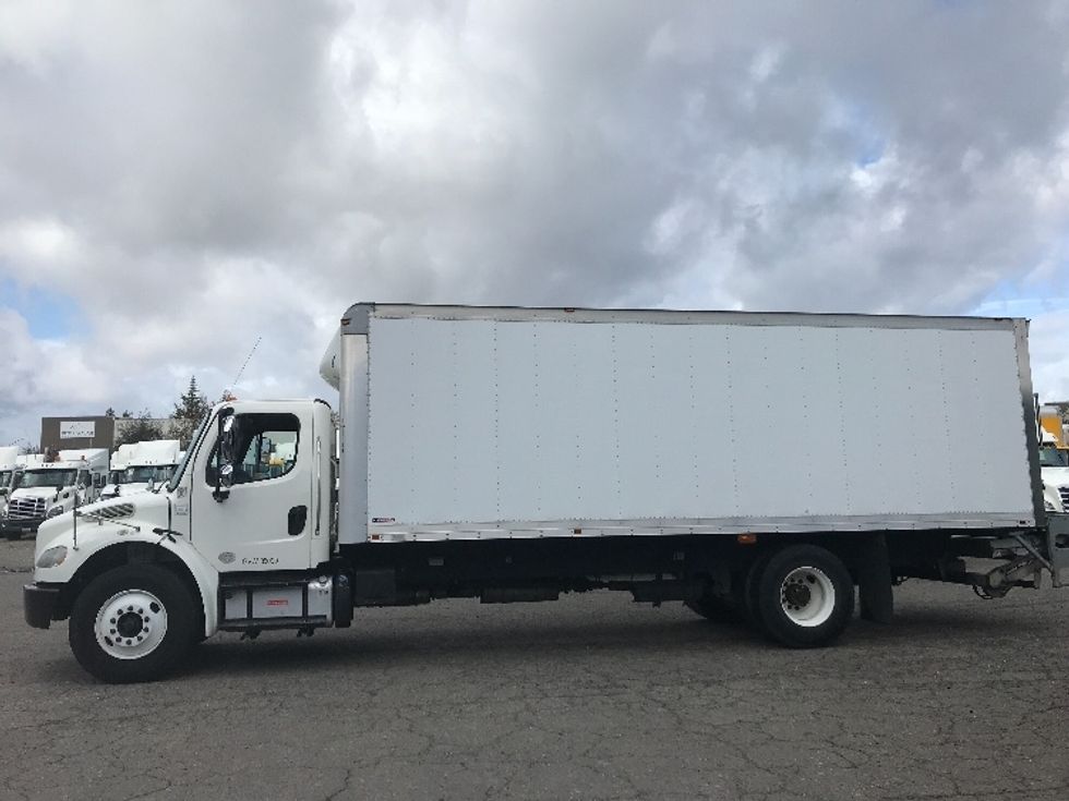 Medium Duty Box Truck-Light and Medium Duty Trucks-Freightliner-2014-M2-West Sacramento-CA-260,068\n\t\tmiles-$ 24,250 - Image 4