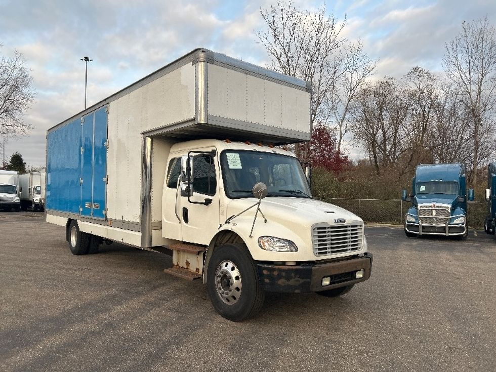Medium Duty Box Truck-Light and Medium Duty Trucks-Freightliner-2015-M2-Akron-OH-313,000\n\t\tmiles-$ 34,500 - Image 1