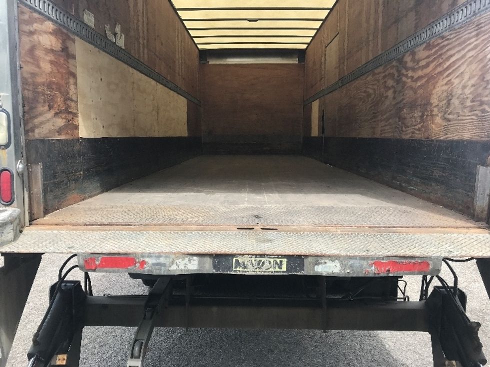 Medium Duty Box Truck-Light and Medium Duty Trucks-Freightliner-2015-M2-Auburn-MA-276,999\n\t\tmiles-$ 38,250 - Image 10