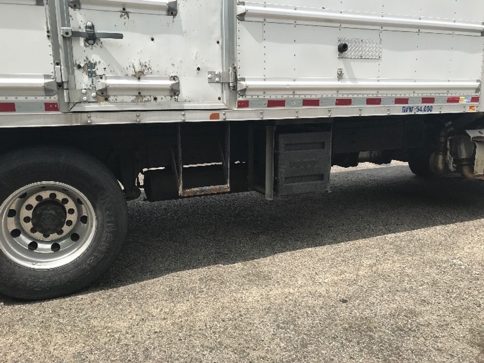 Medium Duty Box Truck-Light and Medium Duty Trucks-Freightliner-2015-M2-Auburn-MA-276,999\n\t\tmiles-$ 38,250 - Image 14