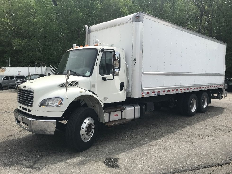 Medium Duty Box Truck-Light and Medium Duty Trucks-Freightliner-2015-M2-Auburn-MA-276,999\n\t\tmiles-$ 38,250 - Image 3