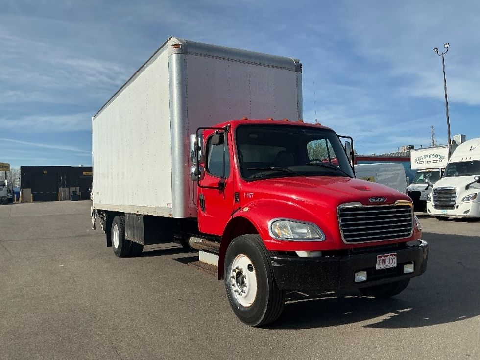 Medium Duty Box Truck-Light and Medium Duty Trucks-Freightliner-2015-M2-Aurora-CO-146,777\n\t\tmiles-$ 45,250 - Image 1