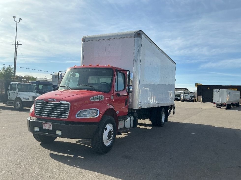 Medium Duty Box Truck-Light and Medium Duty Trucks-Freightliner-2015-M2-Aurora-CO-146,777\n\t\tmiles-$ 45,250 - Image 3