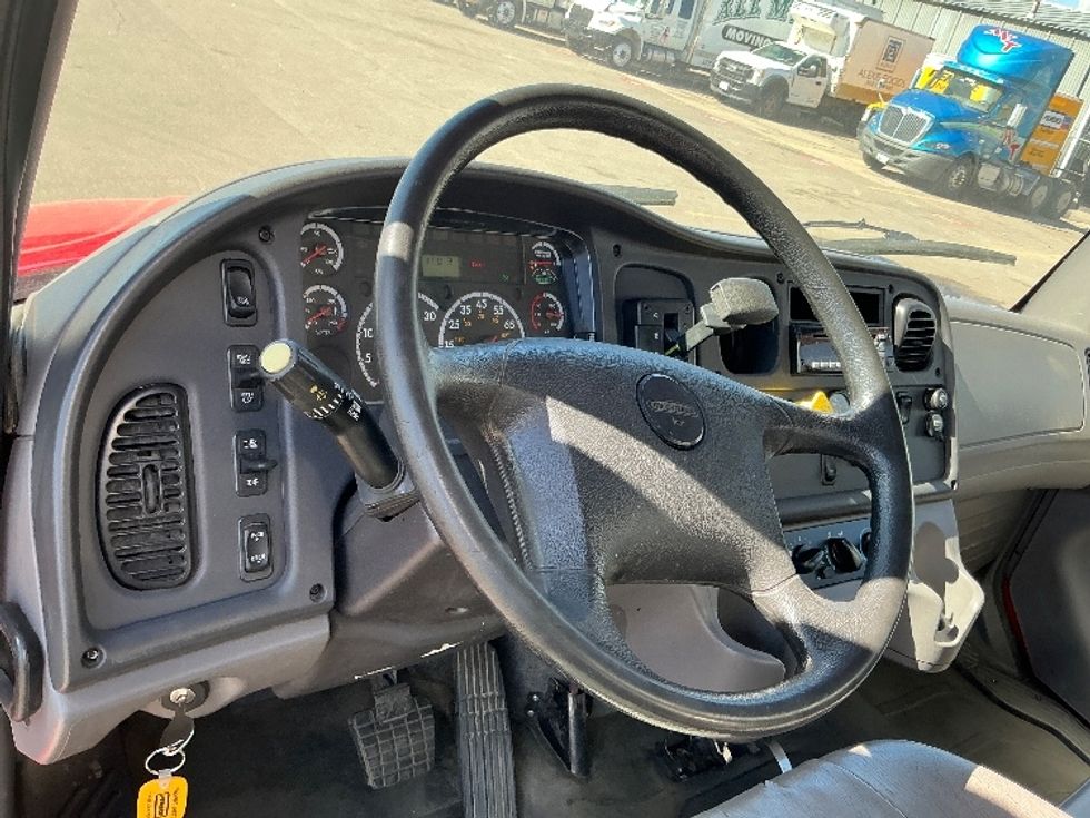 Medium Duty Box Truck-Light and Medium Duty Trucks-Freightliner-2015-M2-Aurora-CO-172,002\n\t\tmiles-$ 43,750 - Image 17