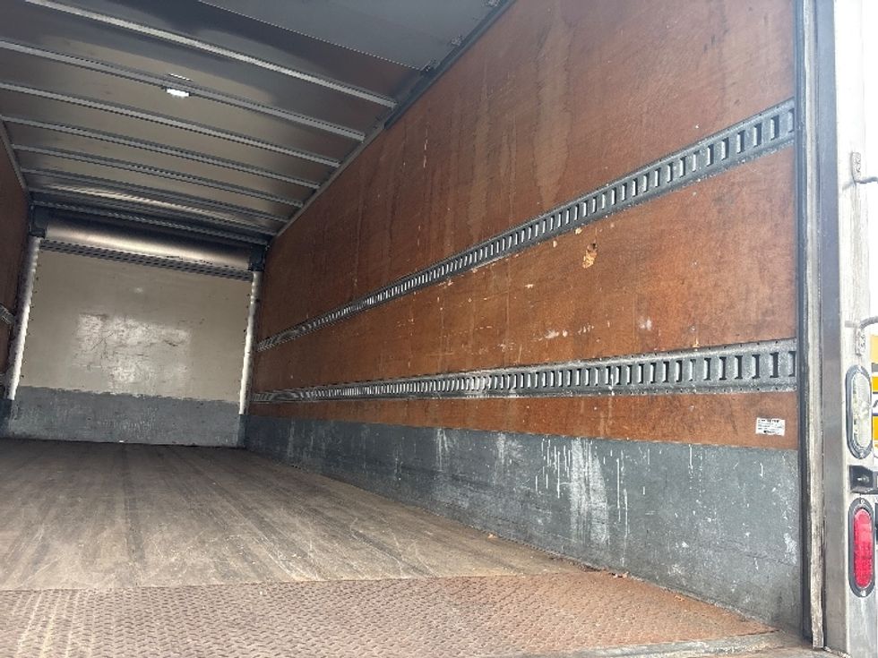 Medium Duty Box Truck-Light and Medium Duty Trucks-Freightliner-2015-M2-Burlington-NJ-43,888\n\t\tmiles-$ 50,250 - Image 11