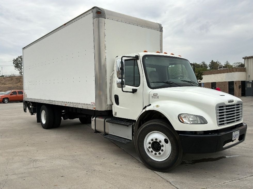 Medium Duty Box Truck-Light and Medium Duty Trucks-Freightliner-2015-M2-Fontana-CA-121,676\n\t\tmiles-$ 48,500 - Image 1