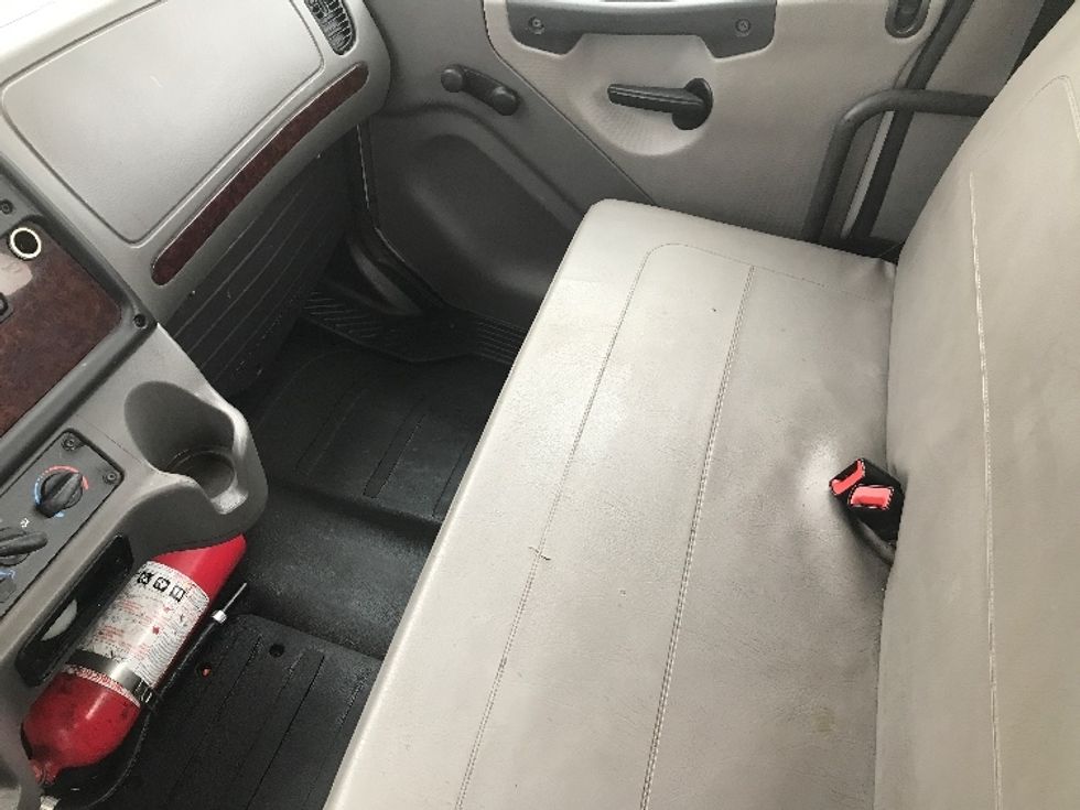 Medium Duty Box Truck-Light and Medium Duty Trucks-Freightliner-2015-M2-Fredonia-NY-301,330\n\t\tmiles-$ 25,000 - Image 13