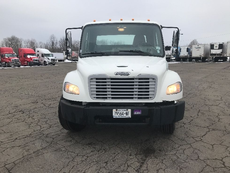 Medium Duty Box Truck-Light and Medium Duty Trucks-Freightliner-2015-M2-Fredonia-NY-301,330\n\t\tmiles-$ 25,000 - Image 2