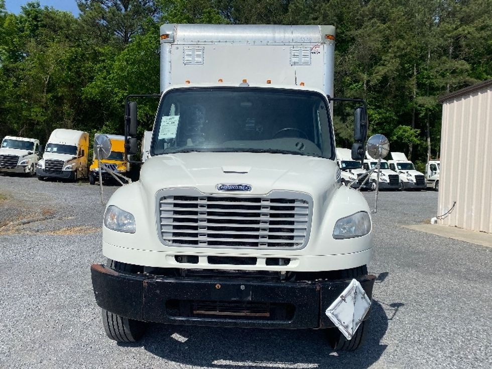 Medium Duty Box Truck-Light and Medium Duty Trucks-Freightliner-2015-M2-Knoxville-TN-420,177\n\t\tmiles-$ 28,250 - Image 2