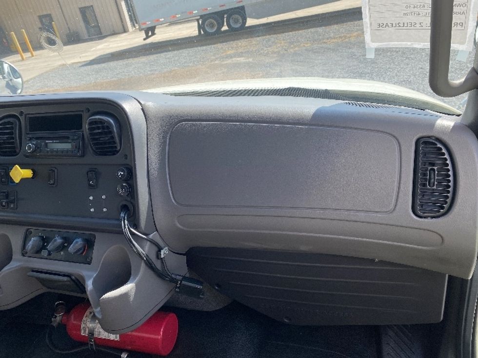 Medium Duty Box Truck-Light and Medium Duty Trucks-Freightliner-2015-M2-Knoxville-TN-420,177\n\t\tmiles-$ 28,250 - Image 21