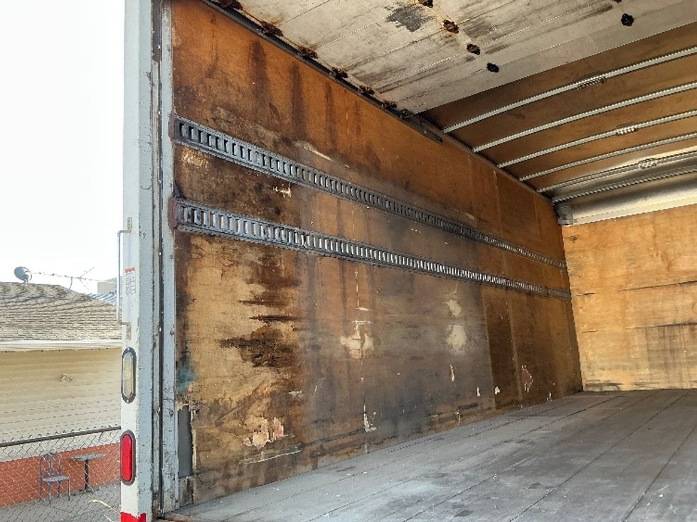 Medium Duty Box Truck-Light and Medium Duty Trucks-Freightliner-2015-M2-Ogden-UT-192,281\n\t\tmiles-$ 37,000 - Image 11