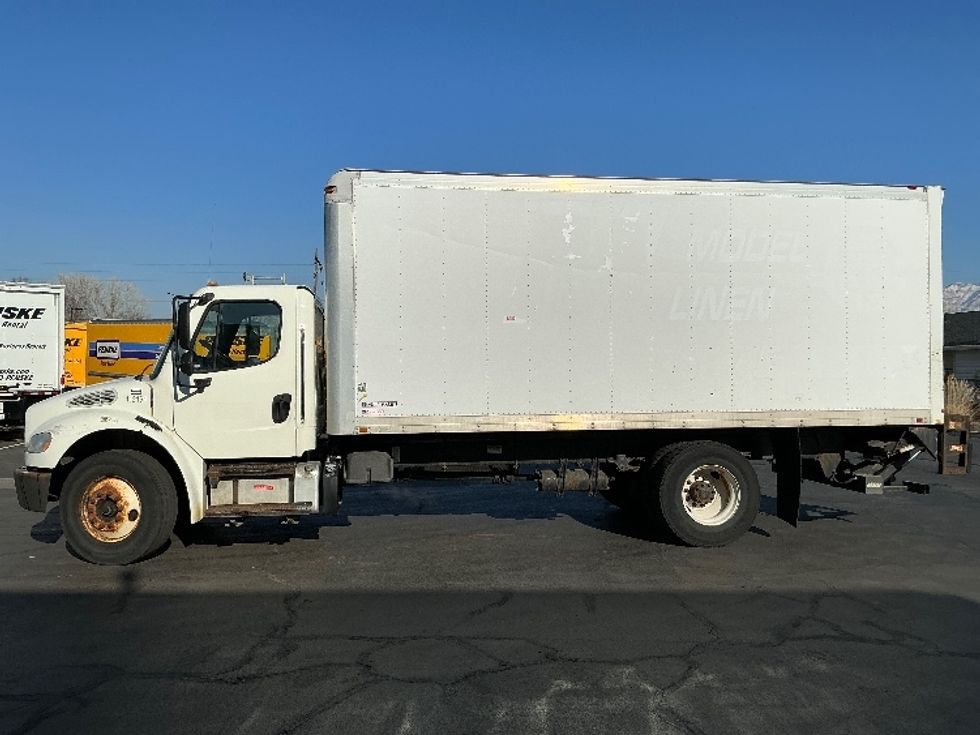 Medium Duty Box Truck-Light and Medium Duty Trucks-Freightliner-2015-M2-Ogden-UT-192,281\n\t\tmiles-$ 37,000 - Image 4