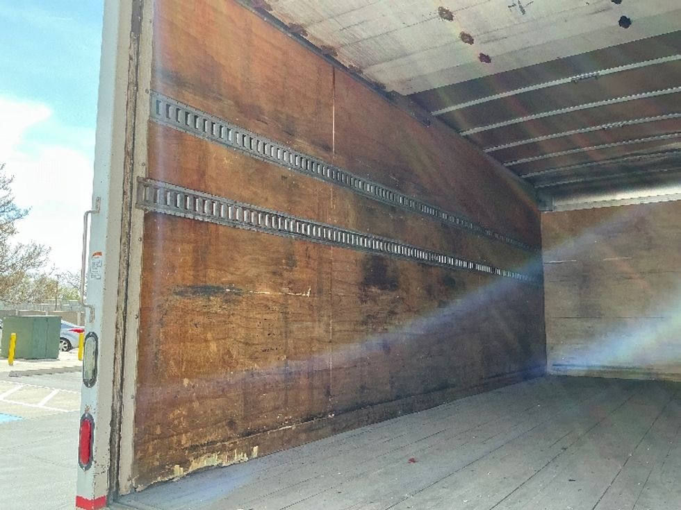 Medium Duty Box Truck-Light and Medium Duty Trucks-Freightliner-2015-M2-Ogden-UT-212,553\n\t\tmiles-$ 36,500 - Image 11