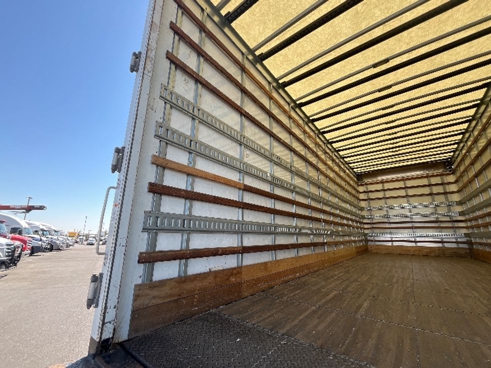 Medium Duty Box Truck-Light and Medium Duty Trucks-Freightliner-2015-M2-Pasco-WA-343,551\n\t\tmiles-$ 19,750 - Image 11