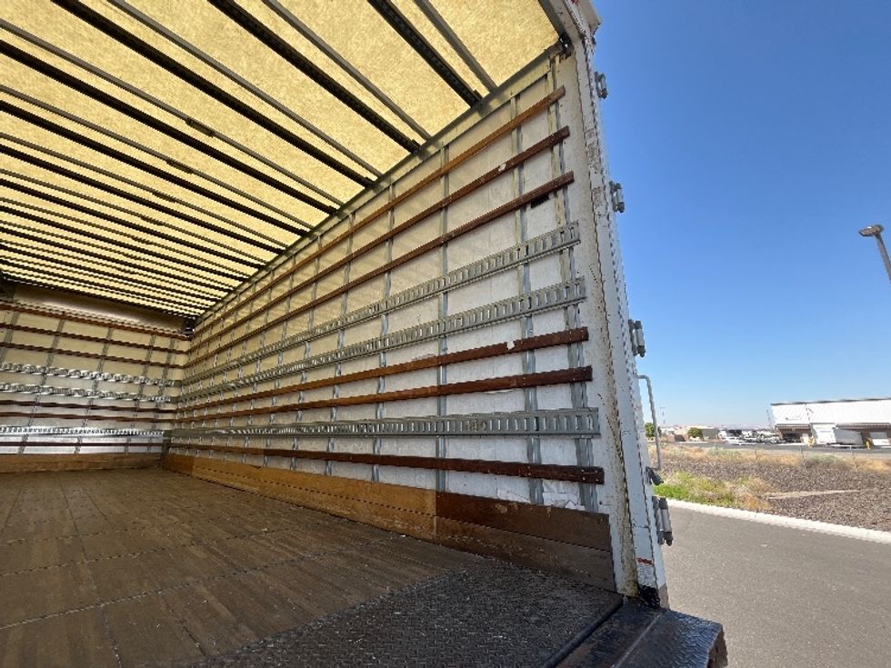 Medium Duty Box Truck-Light and Medium Duty Trucks-Freightliner-2015-M2-Pasco-WA-343,551\n\t\tmiles-$ 19,750 - Image 12
