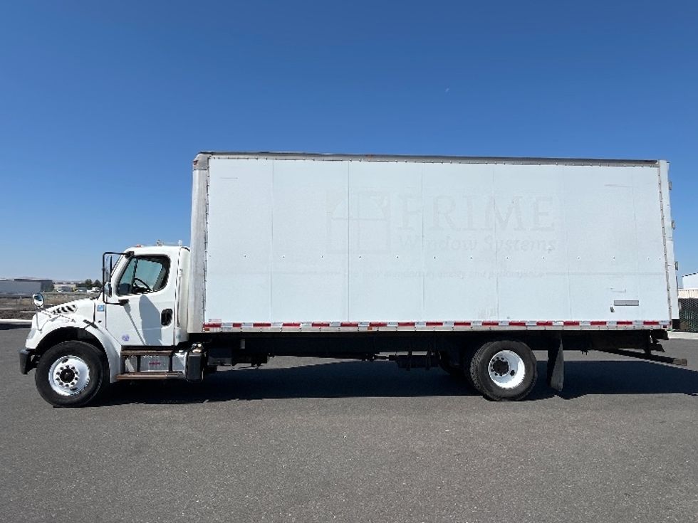 Medium Duty Box Truck-Light and Medium Duty Trucks-Freightliner-2015-M2-Pasco-WA-343,551\n\t\tmiles-$ 19,750 - Image 4