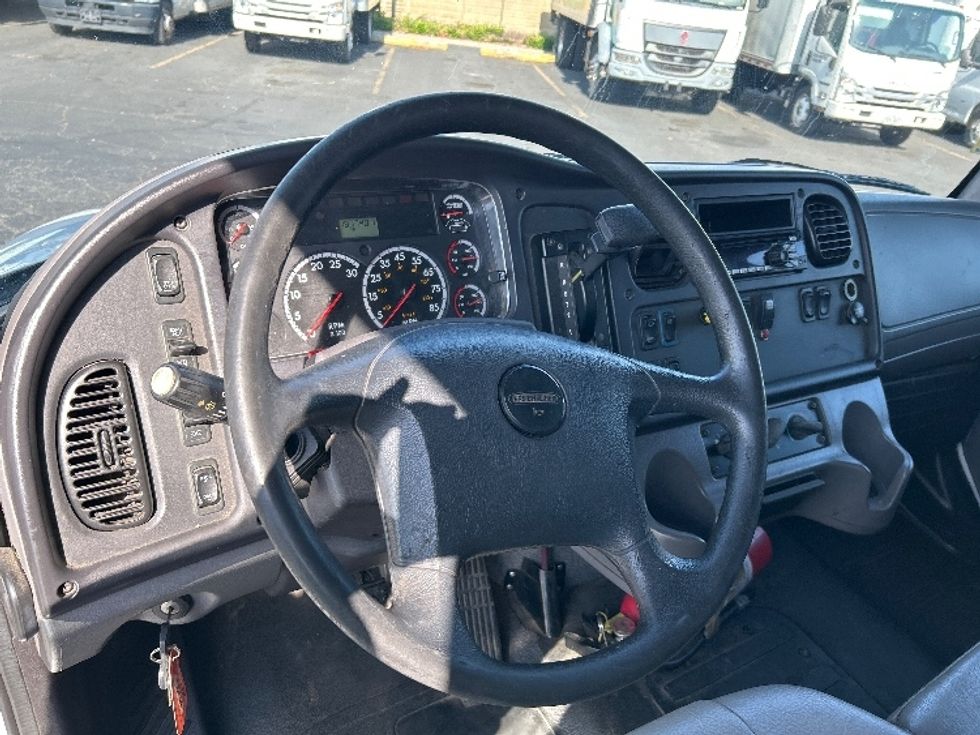 Medium Duty Box Truck-Light and Medium Duty Trucks-Freightliner-2015-M2-Torrance-CA-193,713\n\t\tmiles-$ 46,750 - Image 17