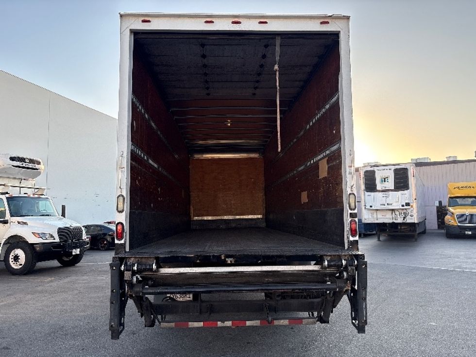 Medium Duty Box Truck-Light and Medium Duty Trucks-Freightliner-2015-M2-Torrance-CA-220,339\n\t\tmiles-$ 40,250 - Image 8