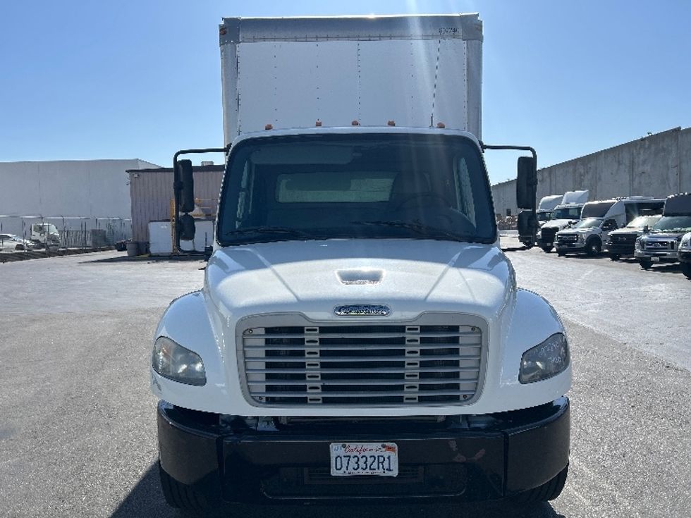 Medium Duty Box Truck-Light and Medium Duty Trucks-Freightliner-2015-M2-Torrance-CA-241,740\n\t\tmiles-$ 39,000 - Image 2