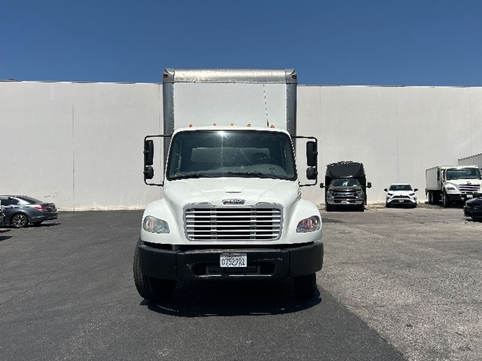 Medium Duty Box Truck-Light and Medium Duty Trucks-Freightliner-2015-M2-Torrance-CA-245,840\n\t\tmiles-$ 38,500 - Image 2