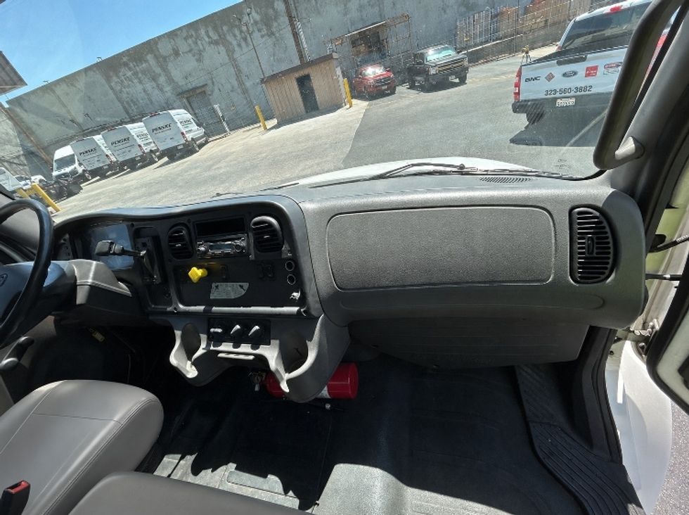 Medium Duty Box Truck-Light and Medium Duty Trucks-Freightliner-2015-M2-Torrance-CA-245,840\n\t\tmiles-$ 38,500 - Image 21