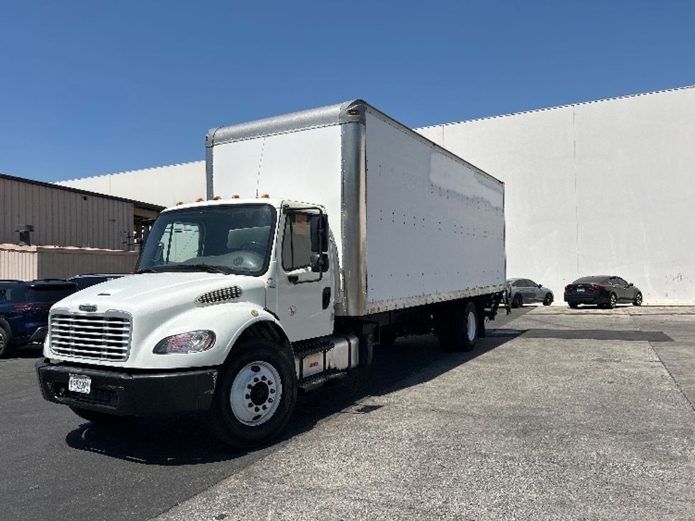 Medium Duty Box Truck-Light and Medium Duty Trucks-Freightliner-2015-M2-Torrance-CA-245,840\n\t\tmiles-$ 38,500 - Image 3