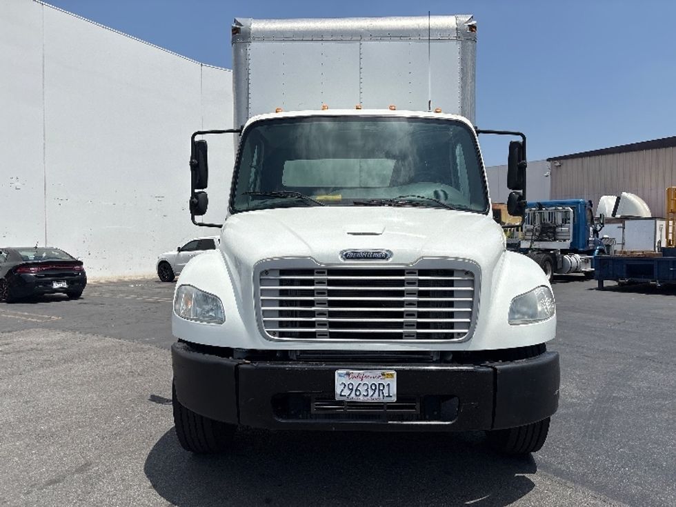 Medium Duty Box Truck-Light and Medium Duty Trucks-Freightliner-2015-M2-Torrance-CA-248,850\n\t\tmiles-$ 35,750 - Image 2