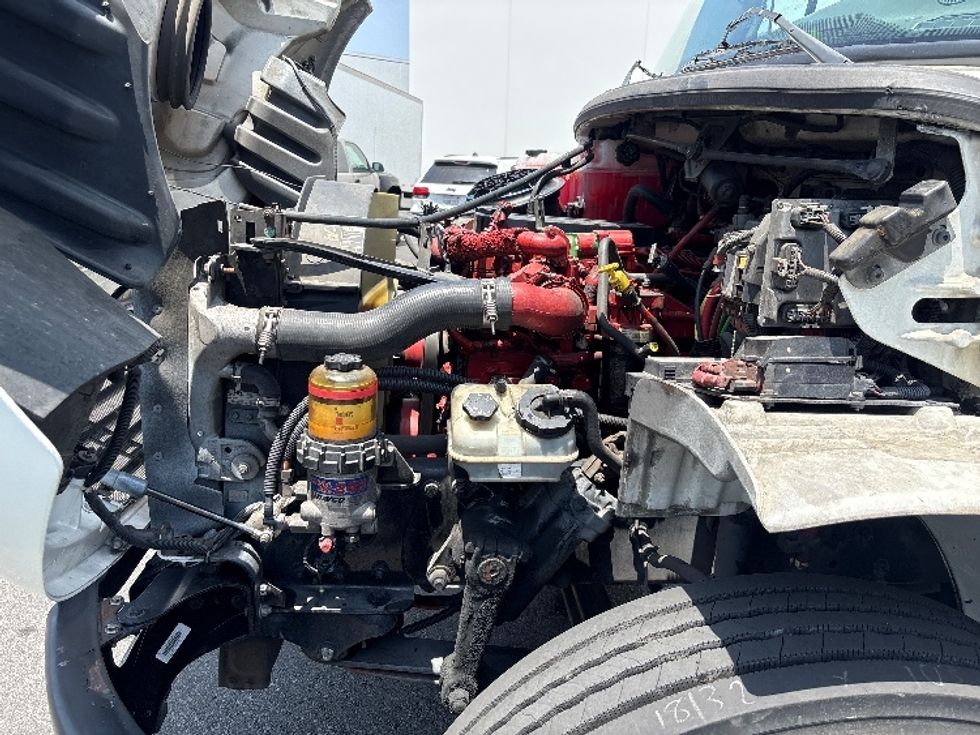 Medium Duty Box Truck-Light and Medium Duty Trucks-Freightliner-2015-M2-Torrance-CA-248,850\n\t\tmiles-$ 35,750 - Image 24