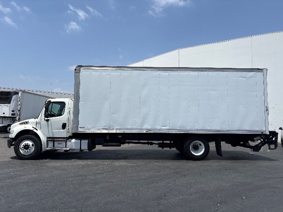 Medium Duty Box Truck-Light and Medium Duty Trucks-Freightliner-2015-M2-Torrance-CA-248,850\n\t\tmiles-$ 35,750 - Image 4