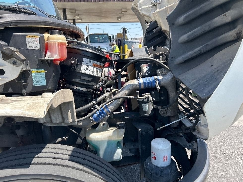 Medium Duty Box Truck-Light and Medium Duty Trucks-Freightliner-2015-M2-Torrance-CA-260,871\n\t\tmiles-$ 36,000 - Image 23
