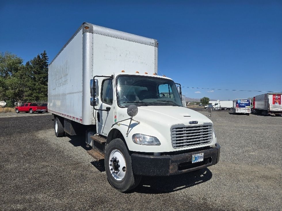 Medium Duty Box Truck-Light and Medium Duty Trucks-Freightliner-2015-M2-Yakima-WA-270,866\n\t\tmiles-$ 29,250 - Image 1