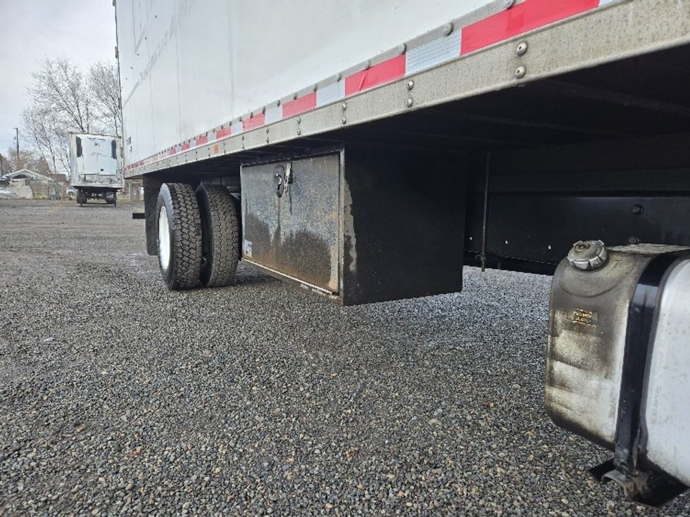 Medium Duty Box Truck-Light and Medium Duty Trucks-Freightliner-2015-M2-Yakima-WA-343,271\n\t\tmiles-$ 19,750 - Image 14