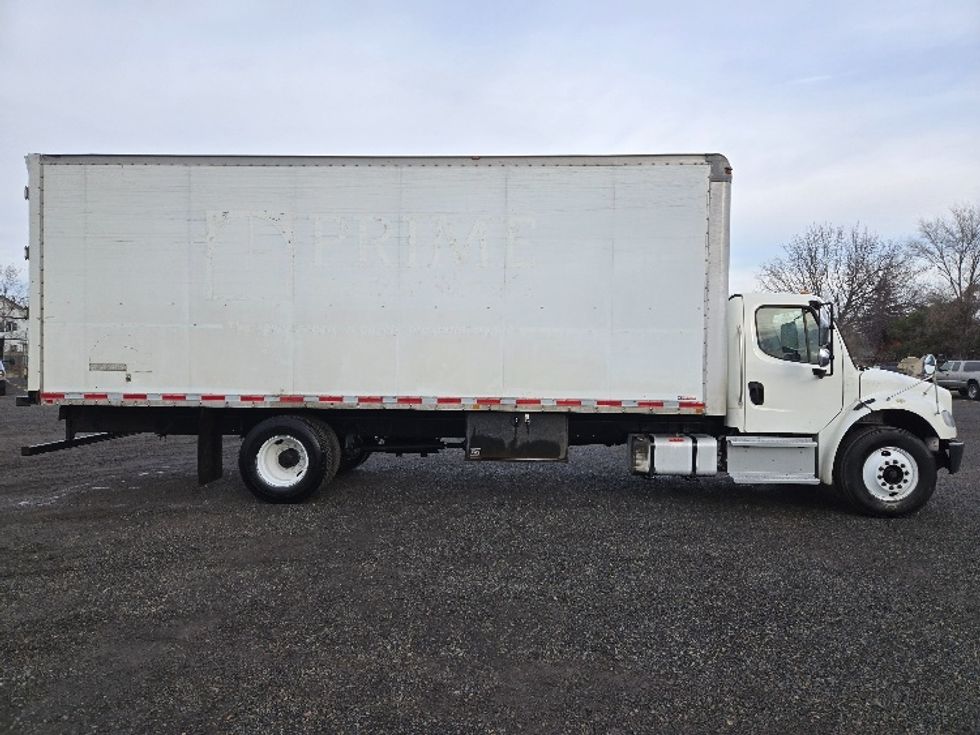 Medium Duty Box Truck-Light and Medium Duty Trucks-Freightliner-2015-M2-Yakima-WA-343,271\n\t\tmiles-$ 19,750 - Image 15