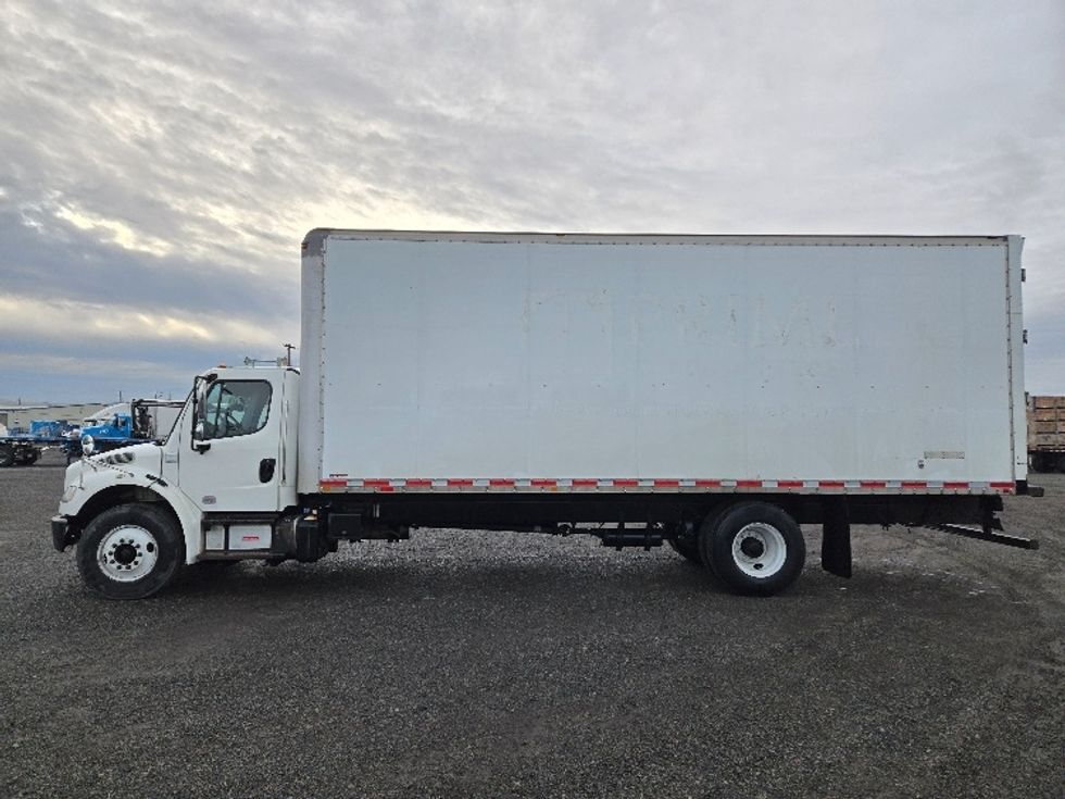 Medium Duty Box Truck-Light and Medium Duty Trucks-Freightliner-2015-M2-Yakima-WA-343,271\n\t\tmiles-$ 19,750 - Image 4