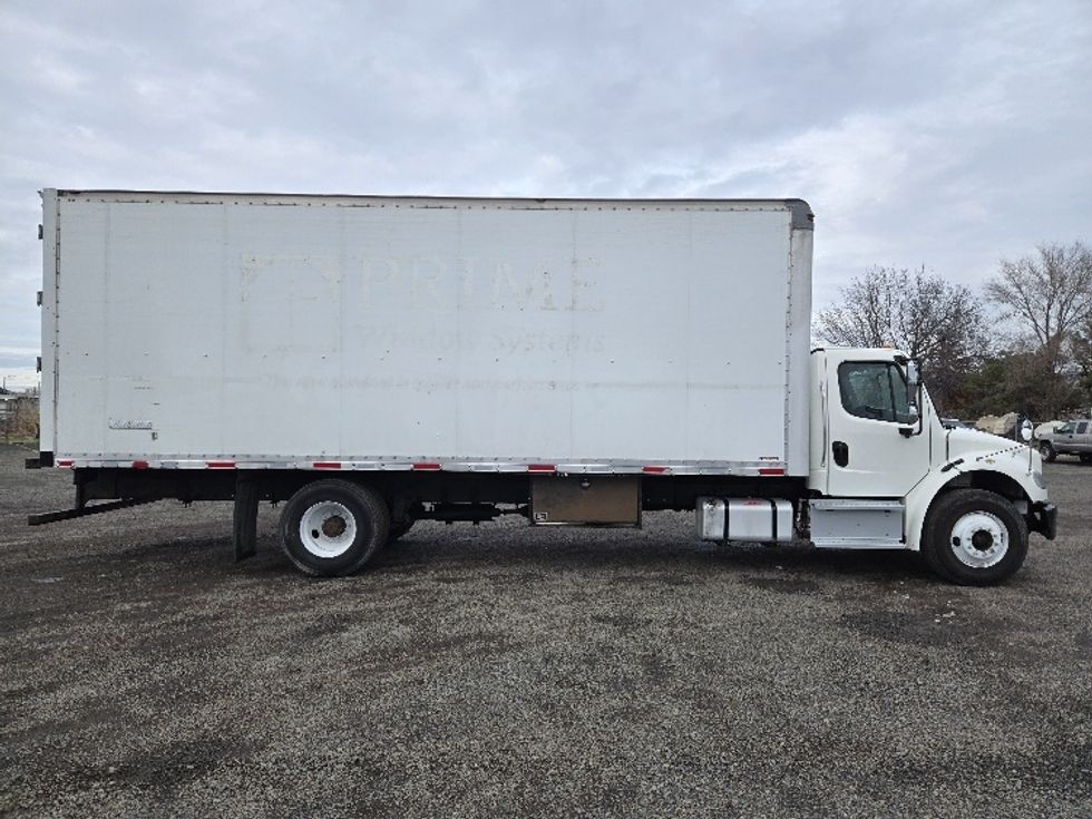 Medium Duty Box Truck-Light and Medium Duty Trucks-Freightliner-2015-M2-Yakima-WA-354,426\n\t\tmiles-$ 19,750 - Image 15