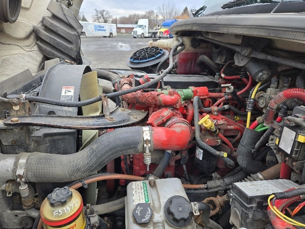 Medium Duty Box Truck-Light and Medium Duty Trucks-Freightliner-2015-M2-Yakima-WA-354,426\n\t\tmiles-$ 19,750 - Image 24