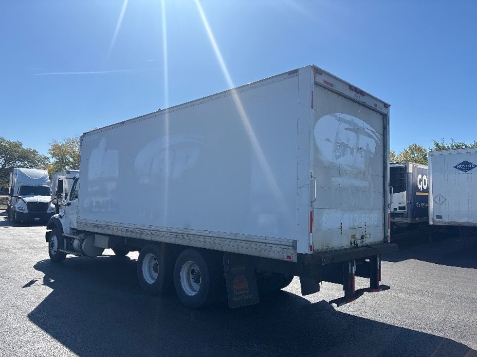 Medium Duty Box Truck-Light and Medium Duty Trucks-Freightliner-2015-M211264S-East Chicago-IN-215,250\n\t\tmiles-$ 51,750 - Image 6