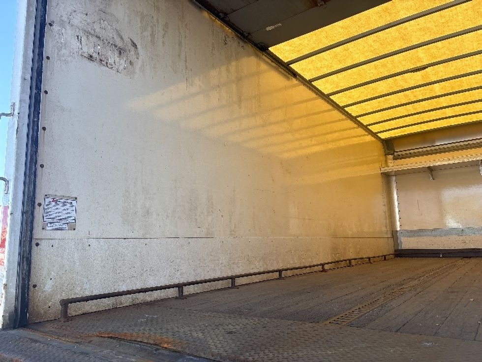 Medium Duty Box Truck-Light and Medium Duty Trucks-Freightliner-2015-M211264S-East Chicago-IN-215,250\n\t\tmiles-$ 51,750 - Image 11