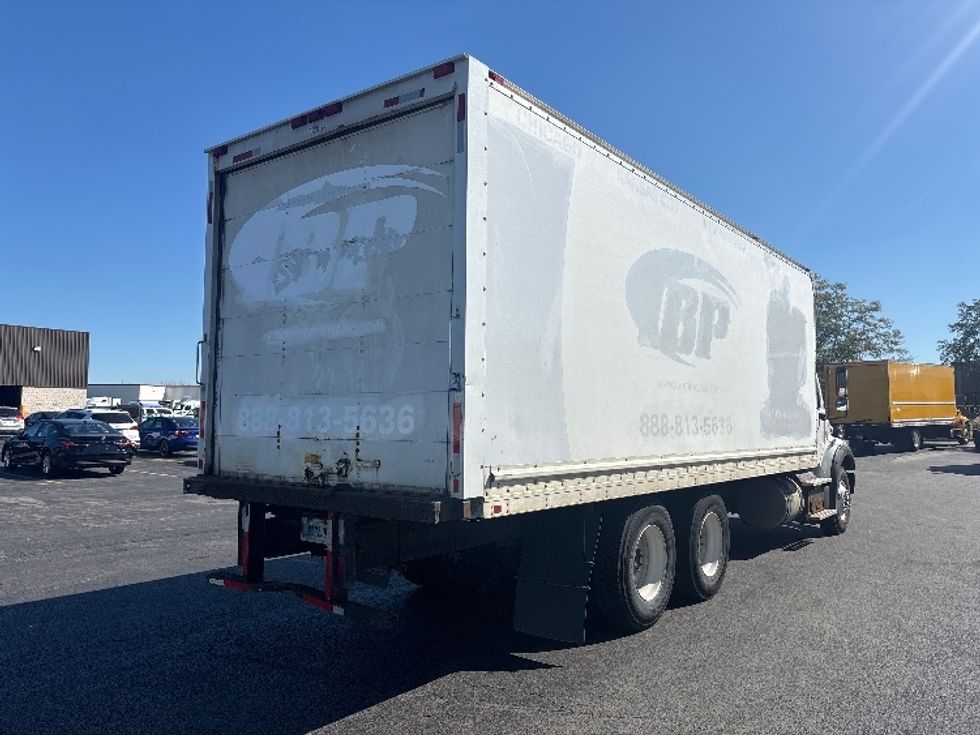 Medium Duty Box Truck-Light and Medium Duty Trucks-Freightliner-2015-M211264S-East Chicago-IN-215,250\n\t\tmiles-$ 51,750 - Image 13