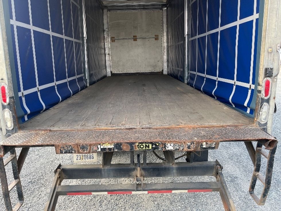 Medium Duty Box Truck-Light and Medium Duty Trucks-Freightliner-2016-M2-Charlotte-NC-191,594\n\t\tmiles-$ 38,750 - Image 10