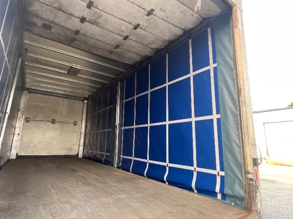 Medium Duty Box Truck-Light and Medium Duty Trucks-Freightliner-2016-M2-Charlotte-NC-191,594\n\t\tmiles-$ 38,750 - Image 12