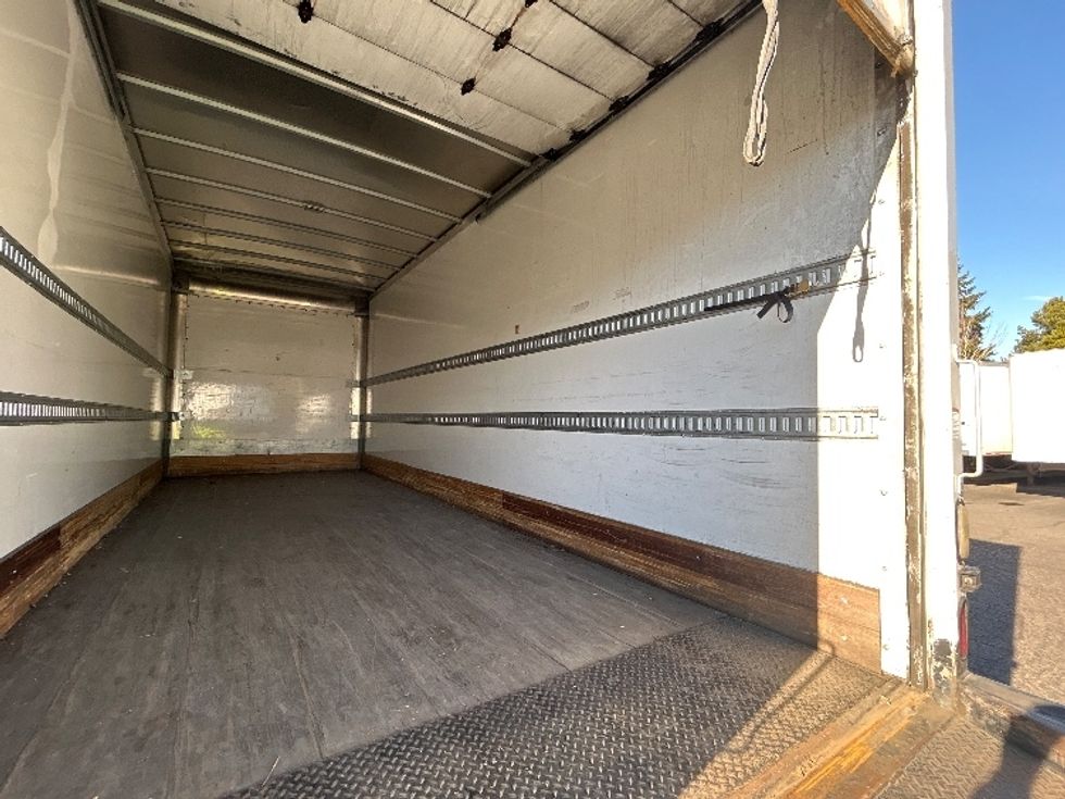 Medium Duty Box Truck-Light and Medium Duty Trucks-Freightliner-2016-M2-Clackamas-OR-257,008\n\t\tmiles-$ 37,750 - Image 12