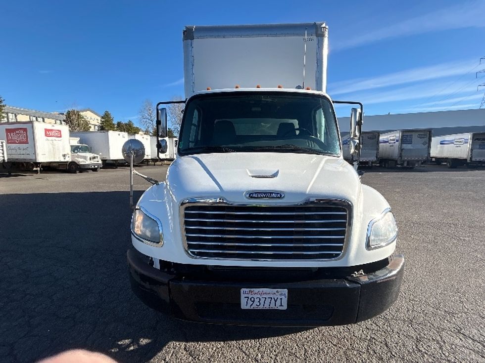 Medium Duty Box Truck-Light and Medium Duty Trucks-Freightliner-2016-M2-Clackamas-OR-257,008\n\t\tmiles-$ 37,750 - Image 2