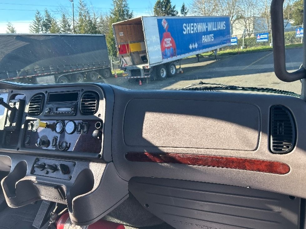 Medium Duty Box Truck-Light and Medium Duty Trucks-Freightliner-2016-M2-Clackamas-OR-257,008\n\t\tmiles-$ 37,750 - Image 21