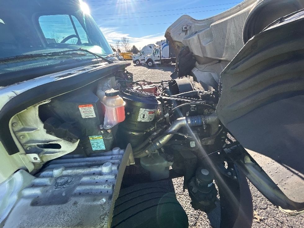 Medium Duty Box Truck-Light and Medium Duty Trucks-Freightliner-2016-M2-Clackamas-OR-257,008\n\t\tmiles-$ 37,750 - Image 24