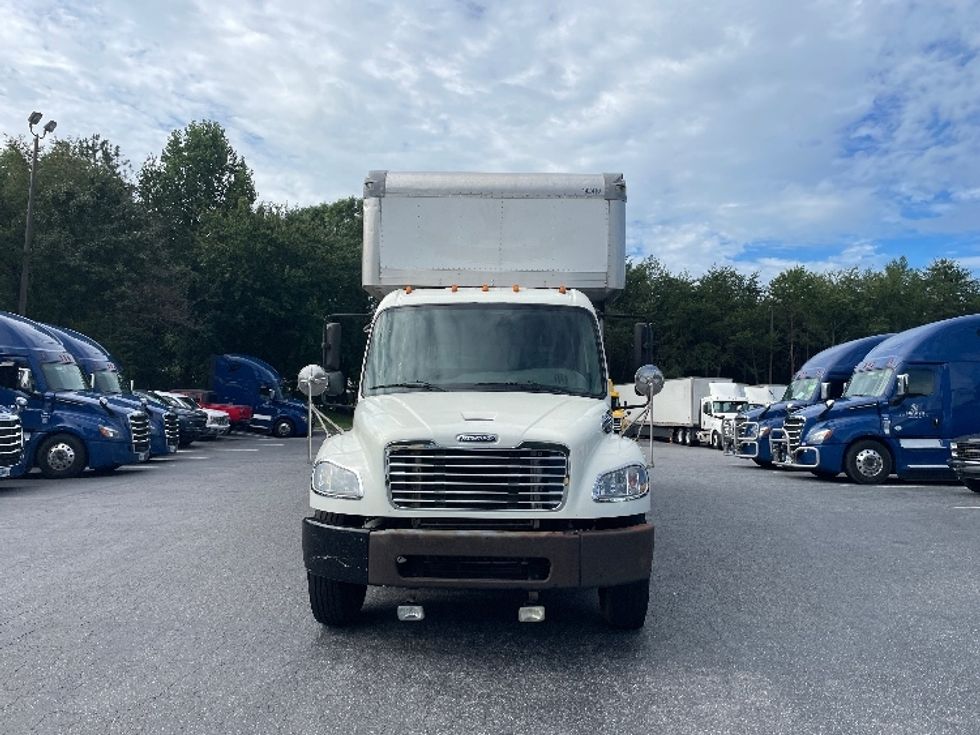 Medium Duty Box Truck-Light and Medium Duty Trucks-Freightliner-2016-M2-Conover-NC-258,345\n\t\tmiles-$ 44,500 - Image 2
