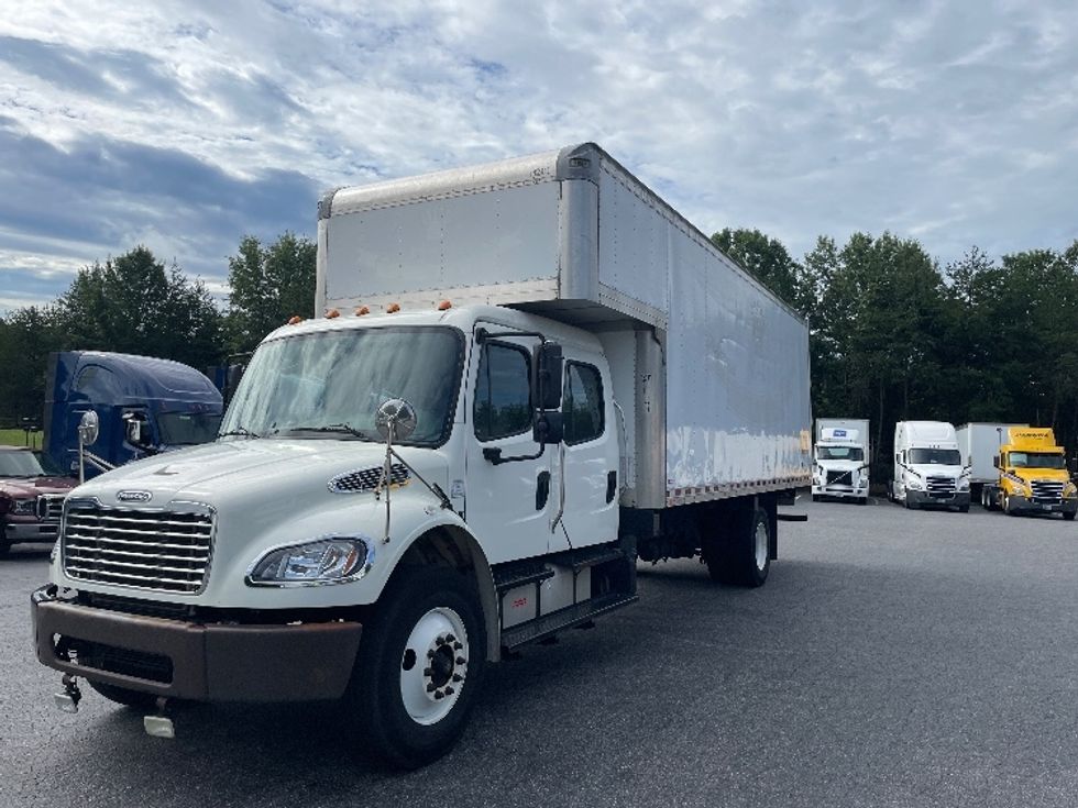 Medium Duty Box Truck-Light and Medium Duty Trucks-Freightliner-2016-M2-Conover-NC-258,345\n\t\tmiles-$ 44,500 - Image 3