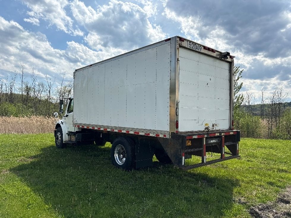 Medium Duty Box Truck-Light and Medium Duty Trucks-Freightliner-2016-M2-Coxsackie-NY-239,589\n\t\tmiles-$ 31,000 - Image 6