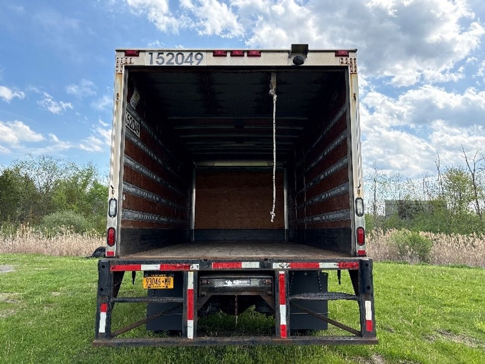 Medium Duty Box Truck-Light and Medium Duty Trucks-Freightliner-2016-M2-Coxsackie-NY-239,589\n\t\tmiles-$ 31,000 - Image 8